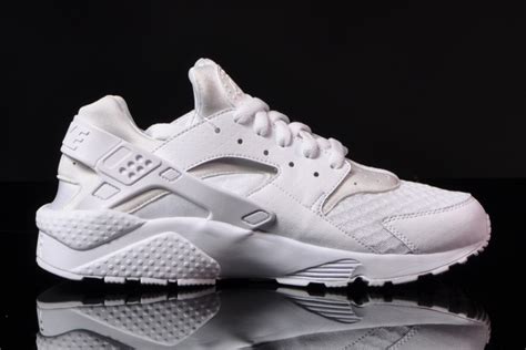 nike air huarache beige weiß|nike huarache all white.